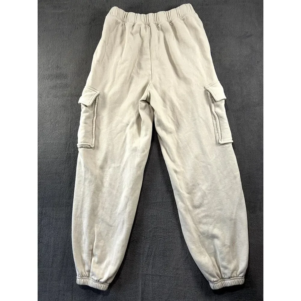 Abercrombie & Fitch get ready